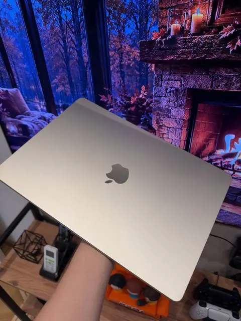 MacBook Air M5 — Batumi — 4,450 ₾