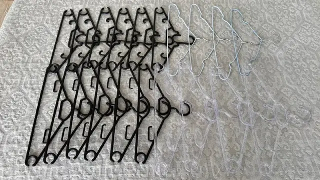 Вешалки — Батуми — 10 ₾