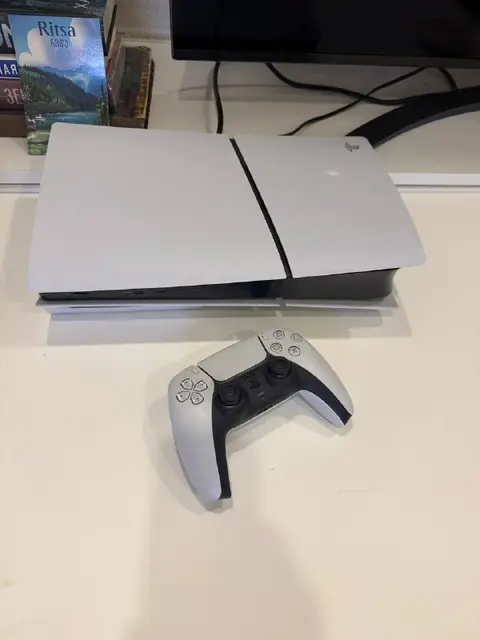PS 5 Slim — Тбилиси — 1 450 ₾