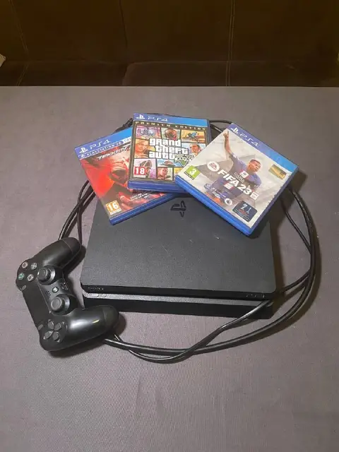 Play station 4 — Batumi — 345 ₾