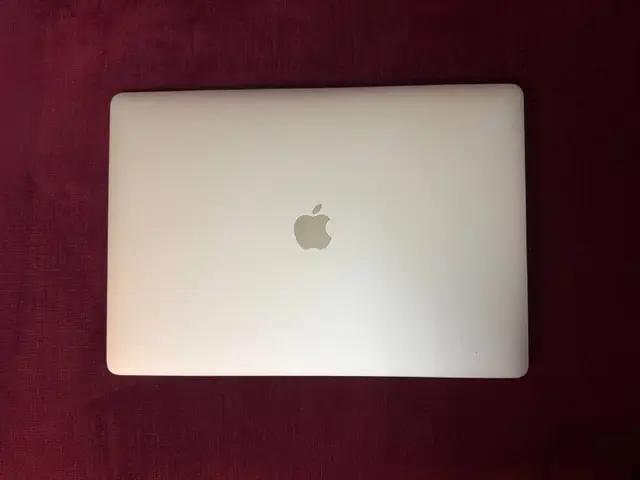 MacBook Pro 15 дюймов, 2018 года — Тбилиси — 1 400 ₾