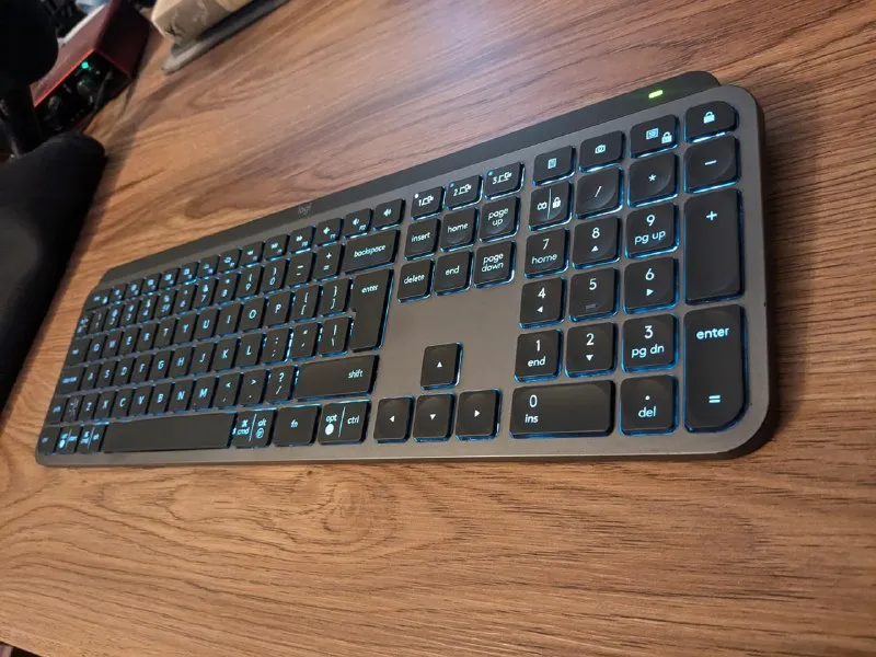 Беспроводная клавиатура Logitech MX Keys