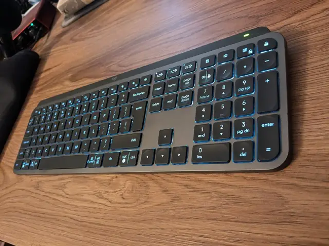 Беспроводная клавиатура Logitech MX Keys — Тбилиси — 150 ₾