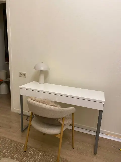 Рабочий стол из Jysk — Тбилиси — 180 ₾
