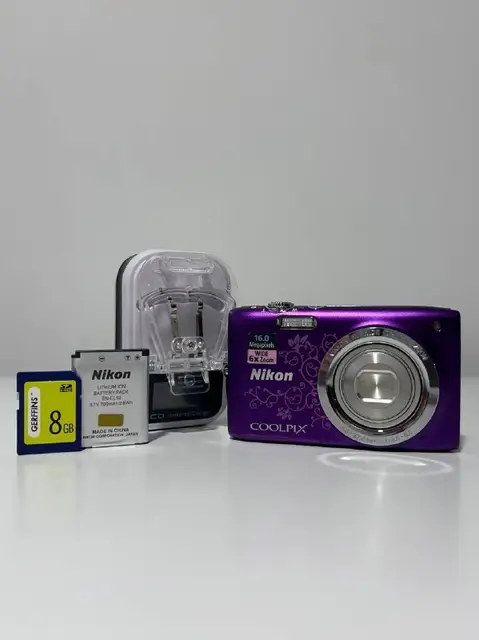 Nikon Coolpix S3300 — Батуми — 200 ₾