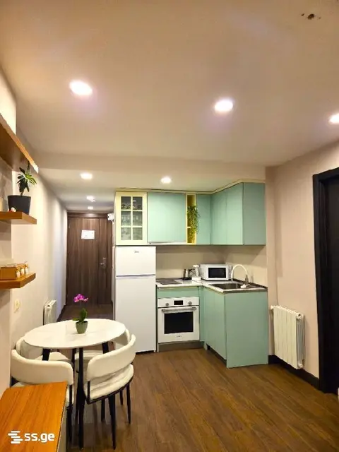 2-комнатная квартира 49 м² с видом на море — Батуми — 650 $
