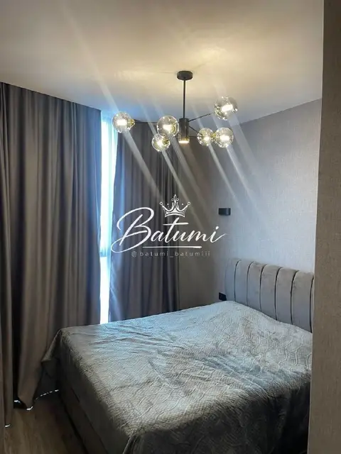 НОВУЮ СТИЛЬНУЮ 1+1 — Батуми — 800 $
