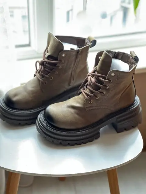 Женские ботинки — Батуми — 50 ₾