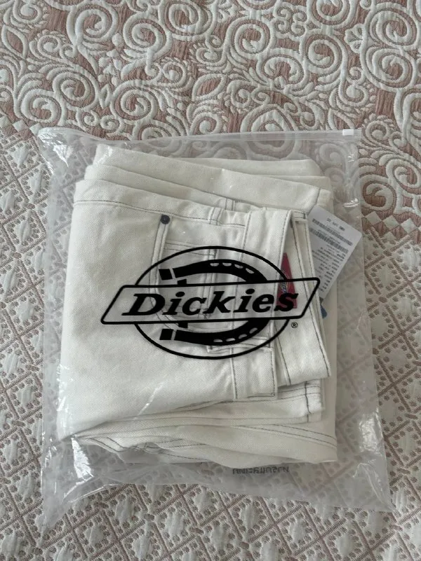 Белые джинсы от Dickies