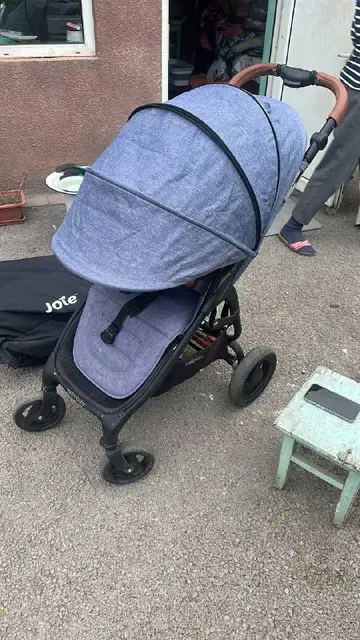 2 коляски+стульчик+бустер — Алматы — 50 000 ₸
