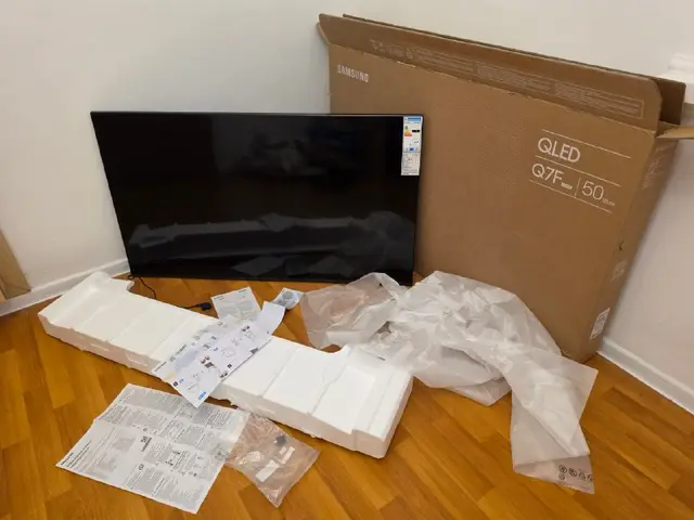 QLED 4K SAMSUNG Большой телевизор — Batumi — 950 ₾