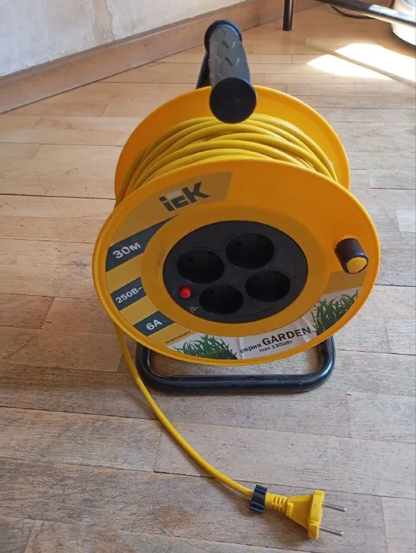 Портативная катушка удлинитель 30 м IEK GARDEN