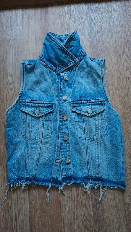 Жилетка Zara XS