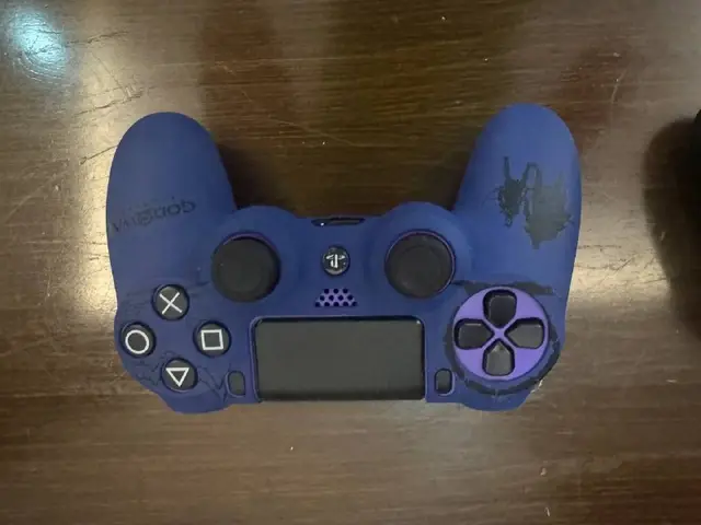 PlayStation 4 Slim 1TB — Анталия — 16 000 ₺
