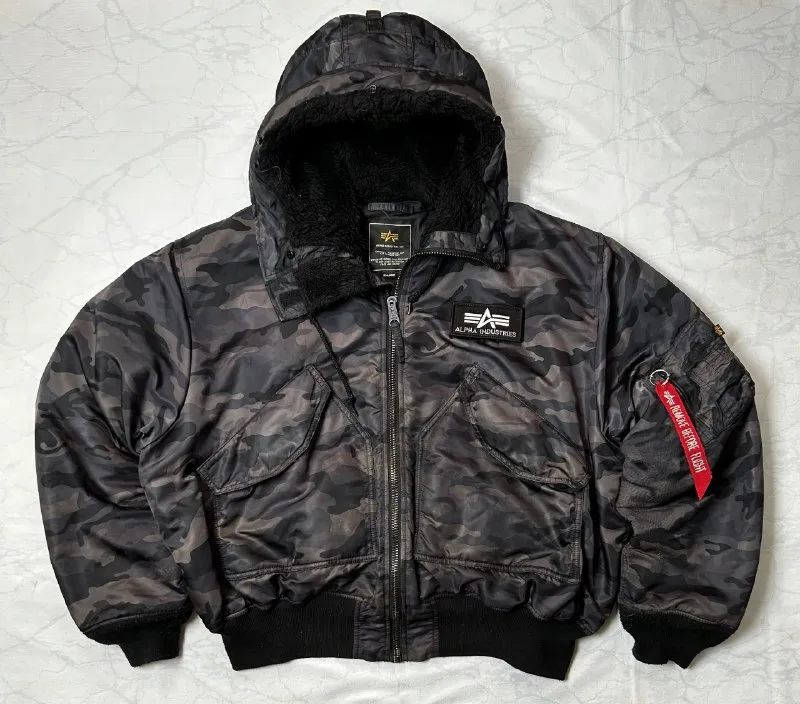 Camouflage Бомбер Alpha