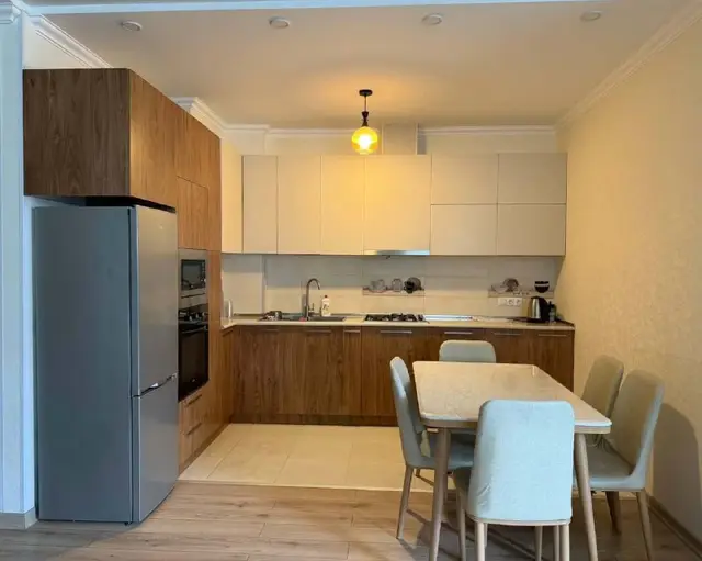 Квартира — Батуми — 700 $