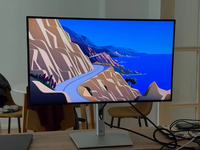 Монитор Dell UltraSharp 27