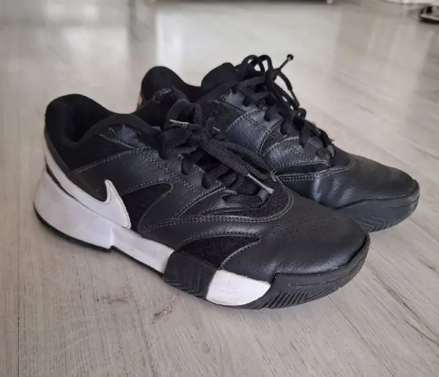 Кроссовки Nike — Анталия — 1 200 ₺