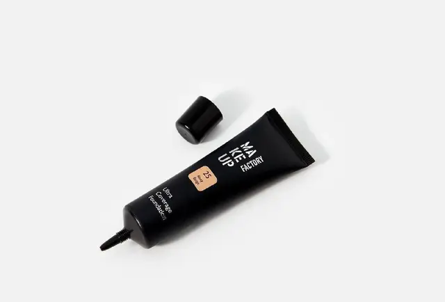 Тональный крем с плотным покрытием (Ultra Coverage Foundation) — Batumi — 25 ₾