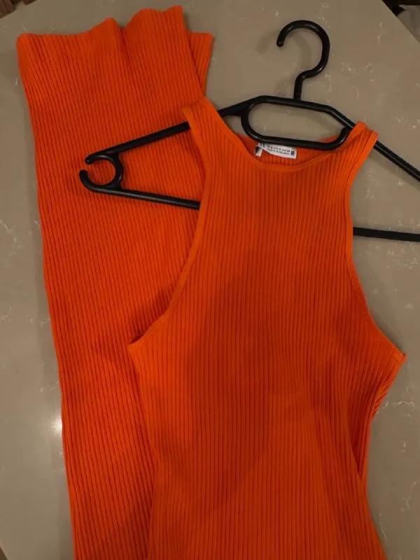 Платья Zara