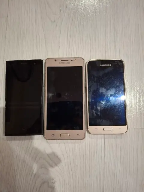 Samsung Galaxy J1 — Анталия — 1 200 ₺