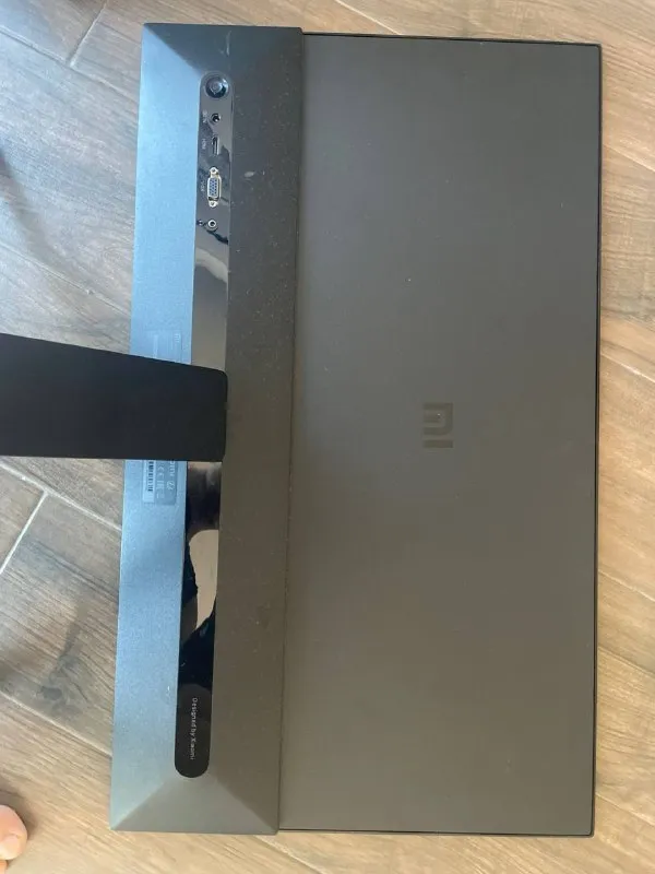Монитор Xiaomi с разбитой матрицей