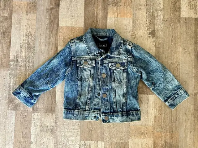 Дутая жилетка Benetton — Анталия — 500 ₺