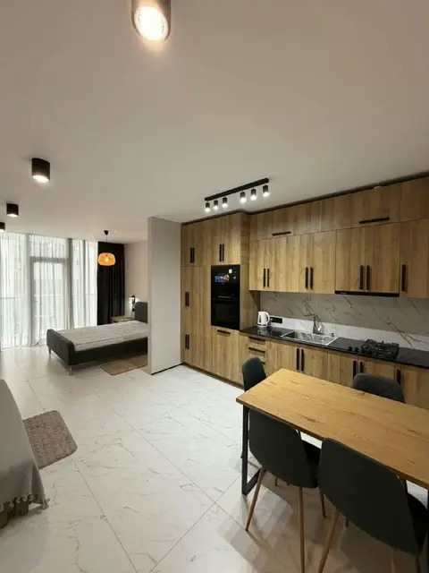 Большая студия с новым ремонтом и всей техникой — Batumi — 650 $
