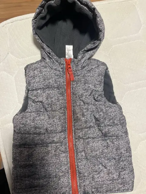 Жилетка little me Америка — Алматы — 4 500 ₸