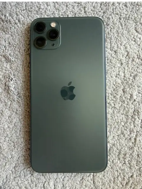 IPhone 11 Pro Max — Батуми — 460 ₾
