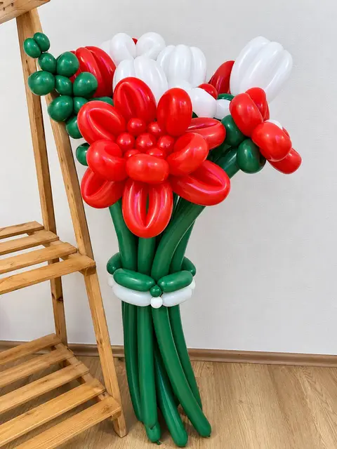 Гигантский букет из воздушных шаров — Батуми — 60 ₾