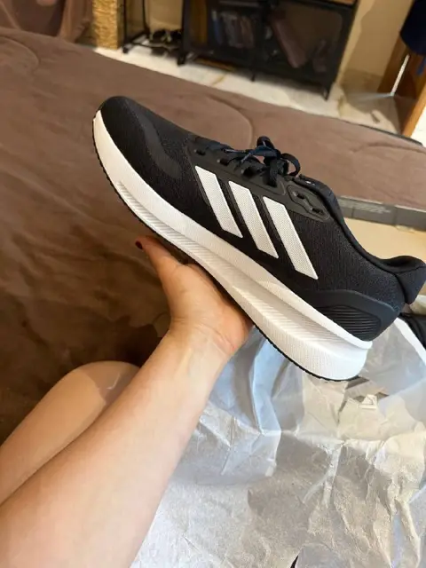 Абсолютно новые. Оригинал ADIDAS — Батуми — 100 $