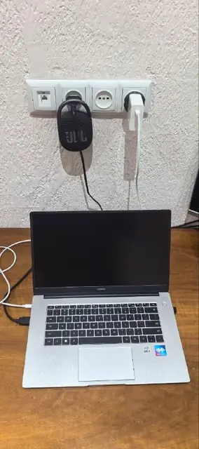 Ноутбук HONOR MagicBook X 15 — Tbilisi — 600 ₾