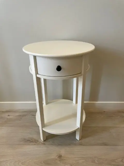 Прикроватная тумбочка Jysk EGEBY — Тбилиси — 60 ₾