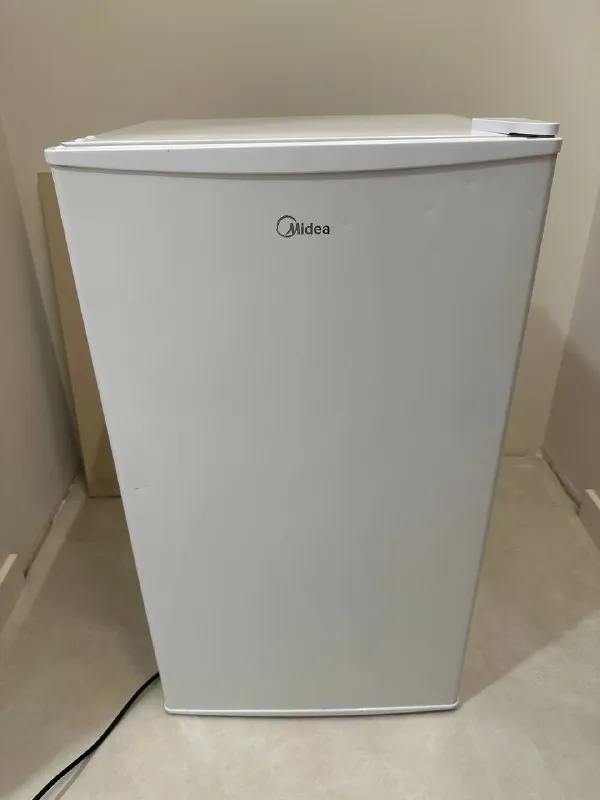 Холодильник Midea
