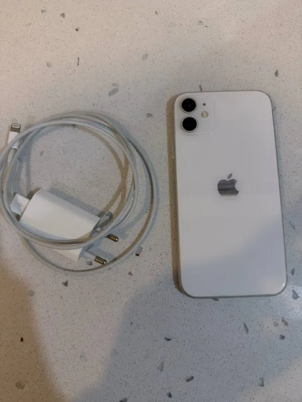 İPhone 11 64 Gb