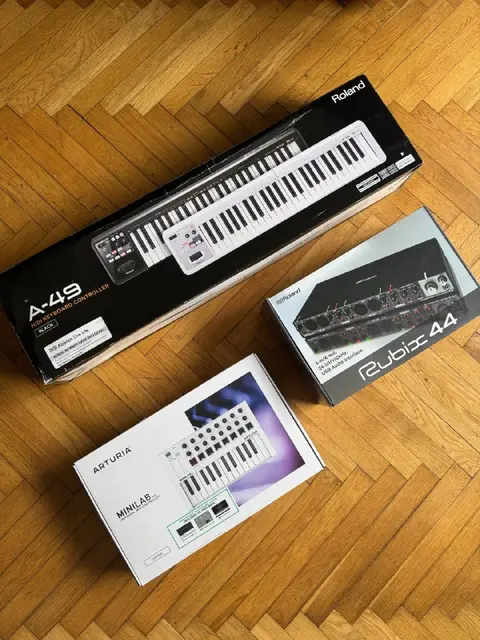 Roland Rubix 44 — Тбилиси — 650 ₾