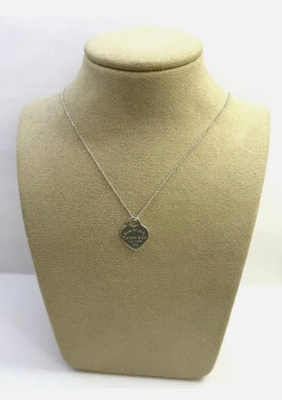 Return To Tiffany & Co. Heart Pendant and Necklace