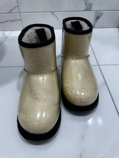 UGG оригинал — Батуми — 70 ₾