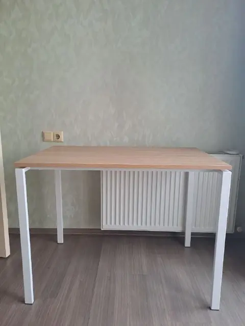 Стол 100×60, высота 75 см — Тбилиси — 90 ₾