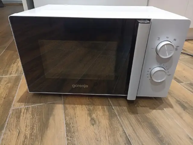 Микроволновая печь Gorenje MO17E1WH — Batumi — 200 ₾