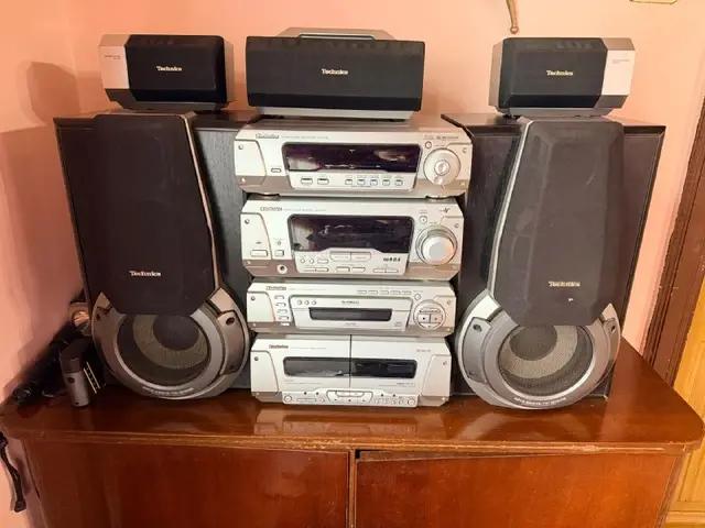 Музыкальный центр Technics — Батуми — 600 ₾