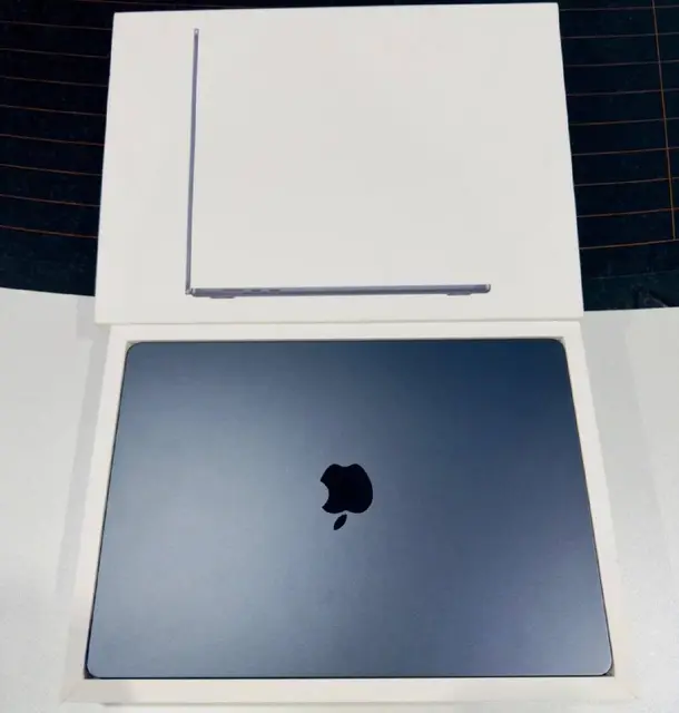 MacBook Air 13,6 дюйма (2025 г.) — Тбилиси — 2 950 ₾