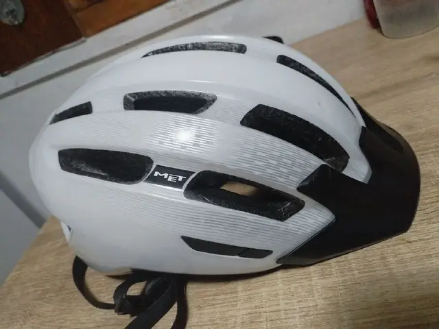 Вело шлем — Tbilisi — 150 ₾