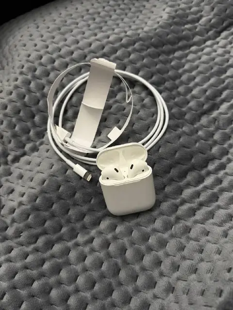AirPods (1-е поколение) — Tbilisi — 25 ₾