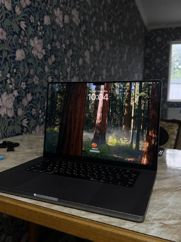 Apple MacBook Pro 16″ (2021)