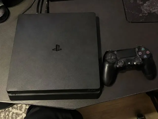 PlayStation 4 Slim — 1 ТБ — Tbilisi — 430 ₾