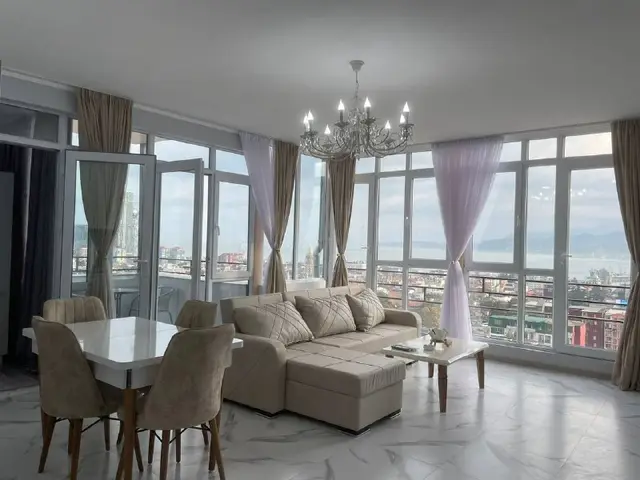 Квартира 2+1 по улице Важа Пшавела, 53 — Батуми — 800 $