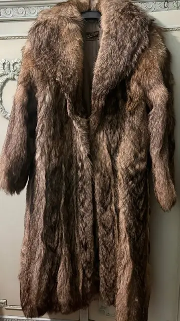 Винтажная шуба из натурального меха енота — Тбилиси — 250 $
