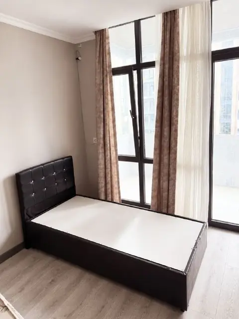 Кровать с подьемным механизмом — Батуми — 150 ₾
